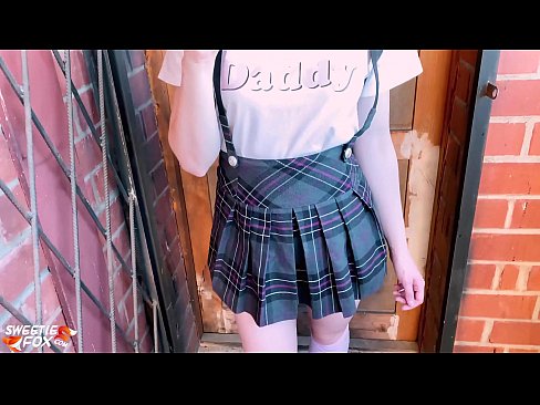 ❤️ Schoolgirl sucks a Dick go domhain agus fucks ionad ranganna. ❌ Super sex linn ﹏