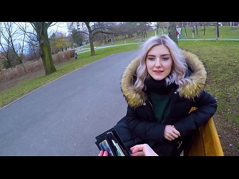 ❤️ Shlogtar cum te strainséir ar airgead - blowjob sa pháirc le Eva Elfie ❌ Super sex linn ﹏